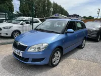 Used Skoda Fabia SE 75 HP (55 kW) 2014 Blue Estate