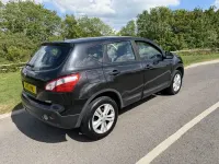 Begagnad Nissan Qashqai Acenta 2010 Svart SUV