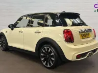 Used Mini Cooper S Comfort 192 HP (141 kW) 2019 White Hatchback