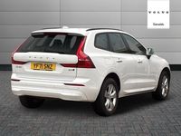 Used Volvo XC60 Momentum 194 HP (142 kW) 2021 White SUV
