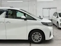 Usado Toyota Alphard 190 CV (139 kW) 2026 Blanco Monovolumen