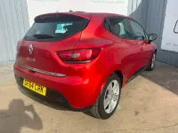 Used Renault Clio Dynamique 75 HP (55 kW) 2014 Red Hatchback
