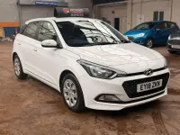 Używany Hyundai i20 2018 Biały Hatchback