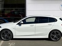Usado BMW 118 M Sport 134 HP (98 kW) 2023 Branco Citadino