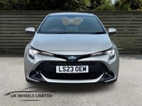 Begagnad Toyota Corolla 2023 Silver Halvkombi