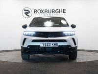 Used Vauxhall Mokka SRi 130 HP (95 kW) 2022 White SUV