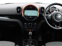 Begagnad Mini Cooper Countryman 134 HK (98 kW) 2017 Svart SUV