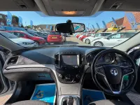 Used Vauxhall Insignia Design Edition 163 HP (119 kW) 2014 Silver Estate