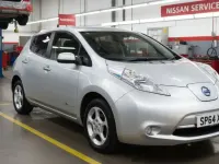 Used Nissan Leaf Acenta 80 kW (109 HP) 2014 Silver Hatchback