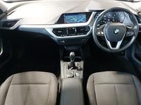 Used BMW 118 Comfort Edition 140 HP (102 kW) 2020 Black Hatchback