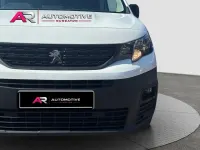 Used Peugeot Partner Premium 131 HP (96 kW) 2021 White MPV
