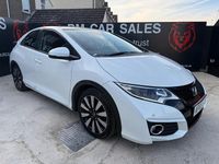 Used Honda Civic SE Plus 142 HP (104 kW) 2015 White Hatchback