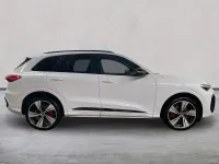 Second-hand Audi Q5 Advanced 204 CP (150 kW) 2025 Alb SUV
