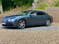 Used Bentley Flying Spur 500 HP (367 kW) 2014 Grey Sedan