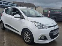 Used Hyundai i10 Premium 87 HP (63 kW) 2014 White Hatchback