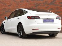 Usado Tesla Model 3 Standard Range 208 kW (283 HP) 2021 Branco Sedan