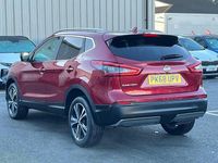 Used Nissan Qashqai N-Connecta 115 HP (84 kW) 2018 Red SUV