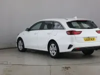 Used Kia Ceed 138 HP (101 kW) 2025 White Hatchback