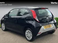 Used Toyota Aygo X-play 72 HP (52 kW) 2022 Bold black (metallic paint) Hatchback