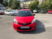 Used Toyota Yaris Active 69 HP (50 kW) 2014 Red Hatchback