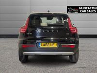 Usado Volvo XC40 Momentum 150 HP (110 kW) 2019 Preto SUV