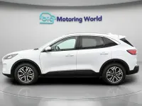Used Ford Kuga Titanium 150 HP (110 kW) 2023 White SUV