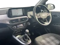 Używany Hyundai i10 Premium 67 KM (49 kW) 2024 Czarny Hatchback