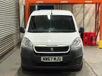 Usado Peugeot Partner 98 HP (72 kW) 2017 Branco
