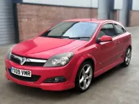 Used Vauxhall Astra Sport 120 HP (88 kW) 2009 Red Hatchback
