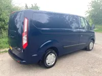 Usado Ford Transit Custom Trend 130 CV (95 kW) 2021 Azul Van