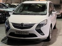 Used Vauxhall Zafira Tourer SRi 136 HP (100 kW) 2015 White MPV