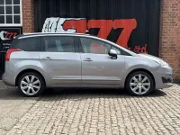 Used Peugeot 5008 Allure 120 HP (88 kW) 2015 Grey MPV