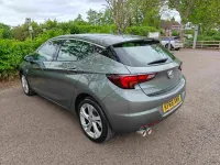 Used Vauxhall Astra SRi 105 HP (77 kW) 2018 Grey Hatchback