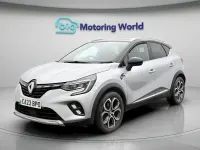 Begagnad Renault Captur Techno 143 HK (105 kW) 2023 Grå SUV
