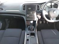 Used Renault Mégane IV Iconic 140 HP (102 kW) 2019 Red Hatchback