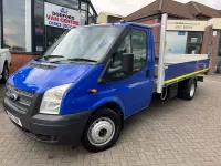 Usado Ford Transit 100 CV (73 kW) 2013 Blanco Descapotable