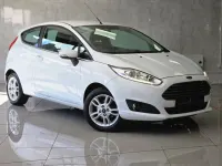 Used Ford Fiesta Zetec 82 HP (60 kW) 2016 White Hatchback