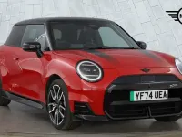 Used Mini Cooper SE Hatch 158 kW (215 HP) 2024 Red Hatchback