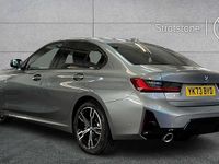 Begagnad BMW 330e M Sport 288 HK (211 kW) 2024 Grå