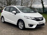 Used Honda Jazz SE 102 HP (75 kW) 2016 White Hatchback