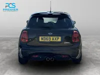 Usado Mini Cooper S Hatch 2019 Negro Utilitario