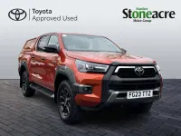 Usado Toyota HiLux 201 CV (147 kW) 2023 Naranja Pickup/Camioneta