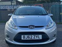 Used Ford Fiesta Zetec 82 HP (60 kW) 2012 Silver Hatchback