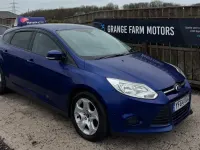 Used Ford Focus 115 HP (84 kW) 2014 Blue Hatchback