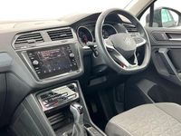Usado VW Tiguan Life 150 CV (110 kW) 2022 Gris SUV