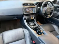 Used Jaguar XE Portfolio 180 HP (132 kW) 2017 Grey Sedan