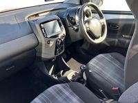 Used Peugeot 108 Active 72 HP (52 kW) 2021 Hatchback