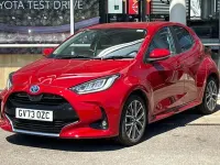 Used Toyota Yaris 116 HP (85 kW) 2023 Red Hatchback