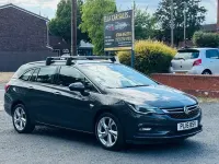 Used Vauxhall Astra SRi 150 HP (110 kW) 2016 Grey Estate