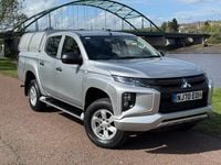 Second-hand Mitsubishi L200 150 CP (110 kW) 2020 Argintiu Pickup